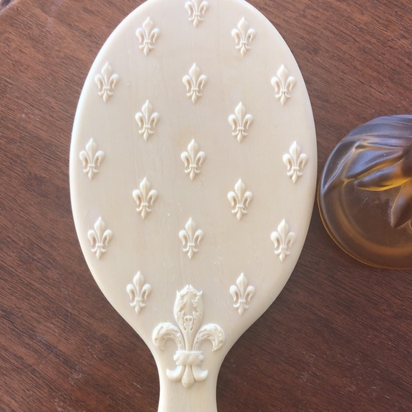 Antique Handmirror Fleur de Lis - Picture 4 of 12